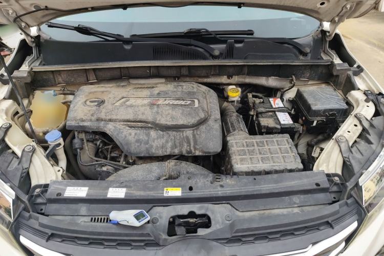 Used GAC Trumpchi GS3 2019 235T Automatic Elite Edition Engine Bay