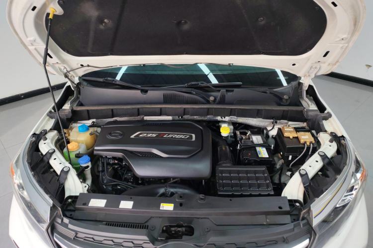 Used GAC Trumpchi GS3 2019 235T Automatic Elite Edition Engine Bay
