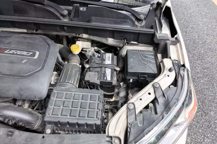 Used GAC Trumpchi GS3 2019 235T Manual Elite Edition Engine Bay Left
