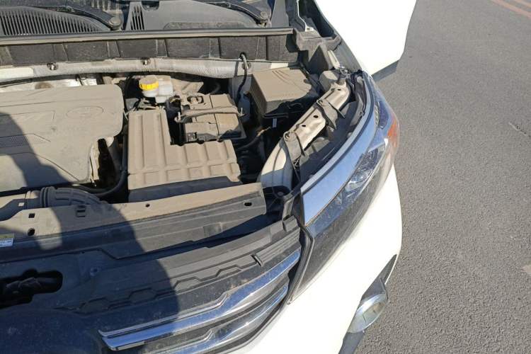 Used GAC Trumpchi GS3 2019 150N Manual Elite Edition Engine Bay Left