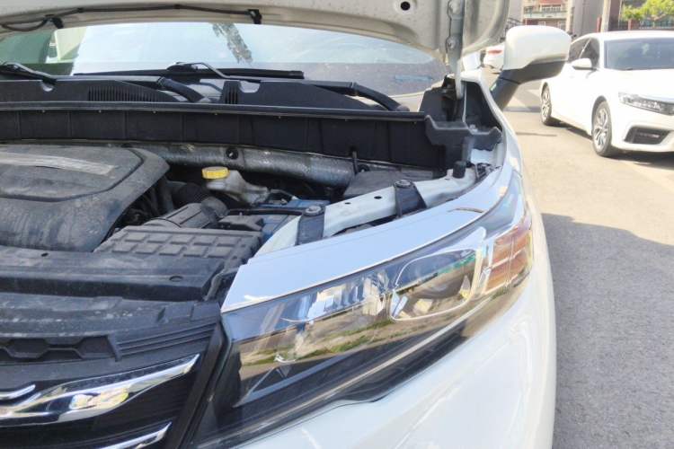 Used GAC Trumpchi GS3 2019 235T Manual Comfort Edition Engine Bay Left