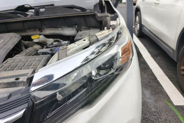 Used GAC Trumpchi GS3 2019 235T Automatic Elite Edition Engine Bay Left