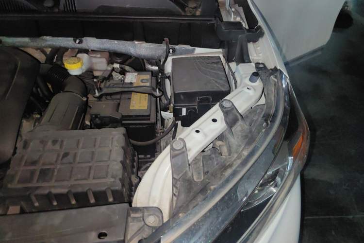 Used GAC Trumpchi GS3 2019 235T Automatic Elite Edition Engine Bay Left