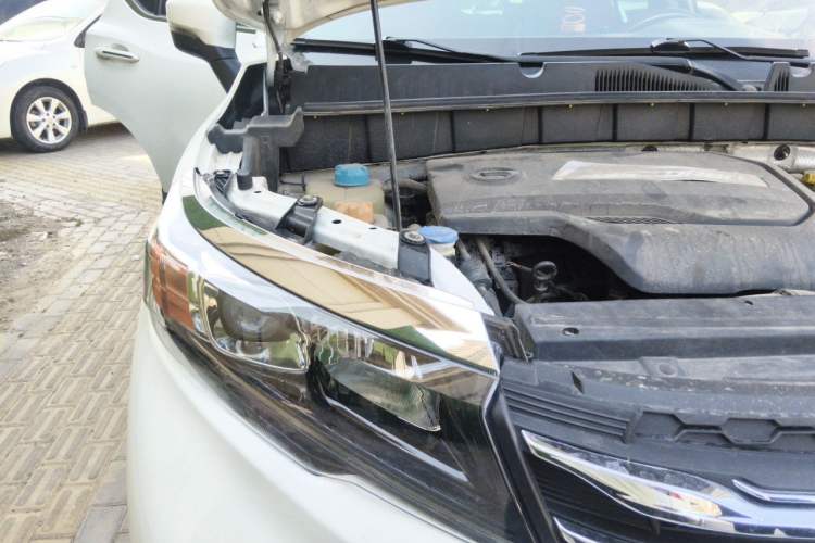 Used GAC Trumpchi GS3 2019 235T Manual Comfort Edition Engine Bay Right