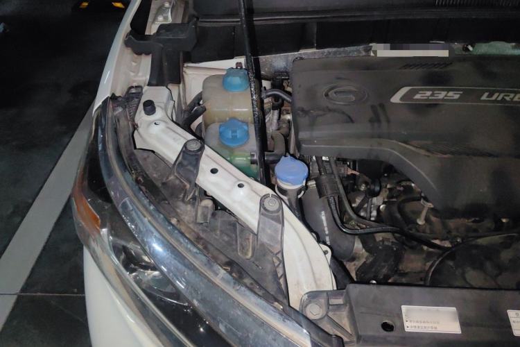 Used GAC Trumpchi GS3 2019 235T Automatic Elite Edition Engine Bay Right