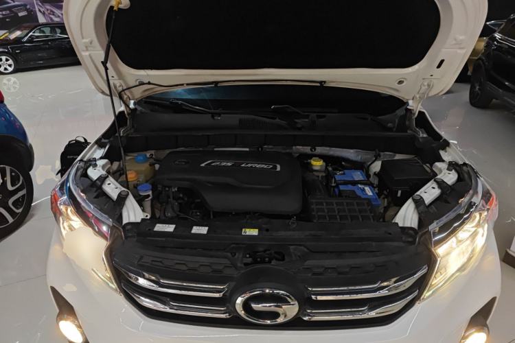 Used GAC Trumpchi GS3 2019 235T Automatic Elite Edition Engine Bay