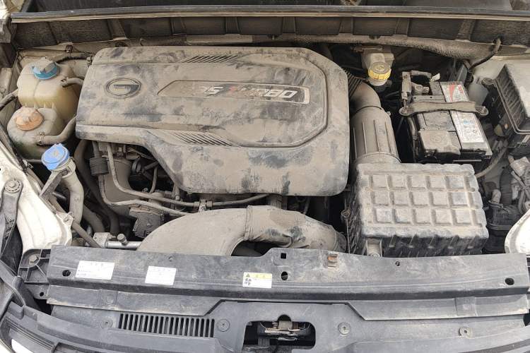 Used GAC Trumpchi GS3 2019 235T Automatic Elite Edition Engine Bay
