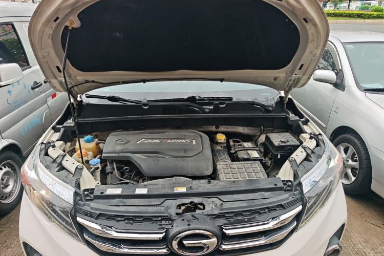 Used GAC Trumpchi GS3 2019 235T Automatic Luxury Edition Engine Bay