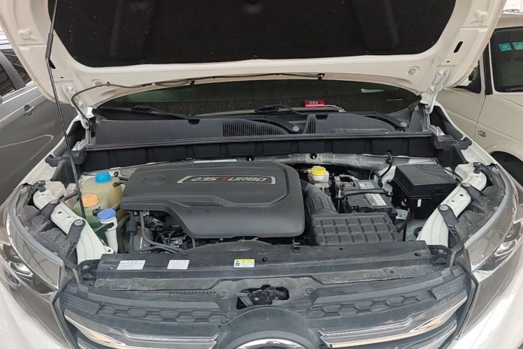 Used GAC Trumpchi GS3 2019 235T Automatic Elite Edition Engine Bay