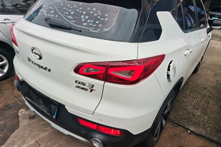 Used GAC Trumpchi GS3 2019 235T Automatic Luxury Edition Exterior 3