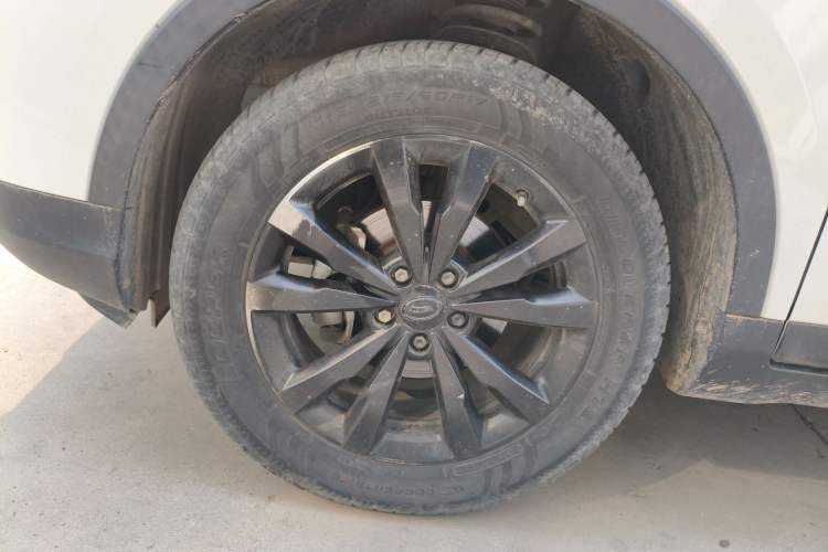 Used GAC Trumpchi GS3 2019 235T Manual Elite Edition Exterior 4