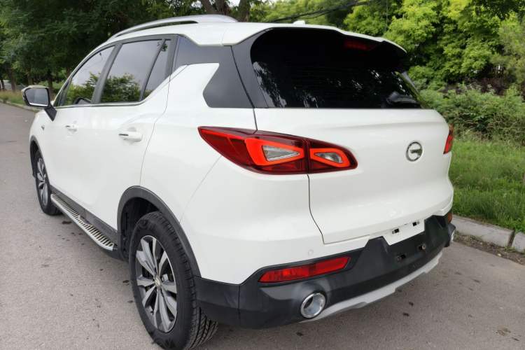 Used GAC Trumpchi GS3 2019 235T Automatic Elite Edition Exterior 6