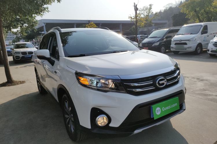 Used GAC Trumpchi GS3 2019 235T Manual Elite Edition Front Right 45 Deg