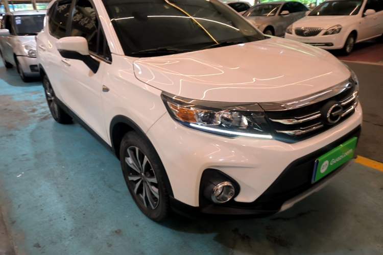 Used GAC Trumpchi GS3 2019 235T Automatic Elite Edition Front Right 45 Deg