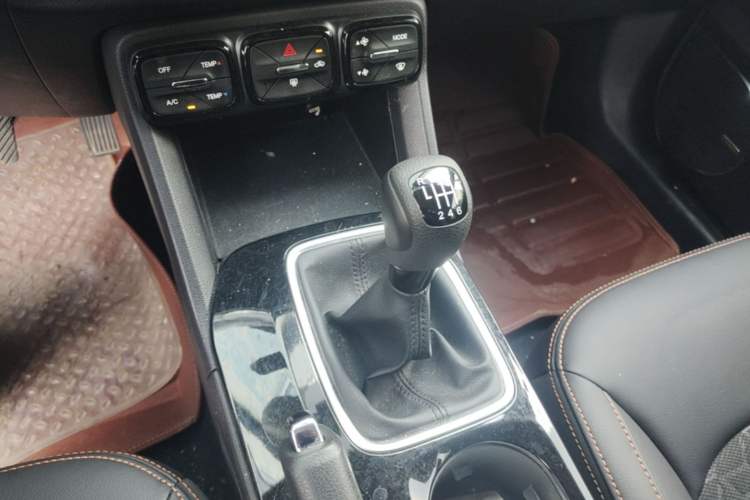 Used GAC Trumpchi GS3 2019 235T Manual Elite Edition Gear Lever