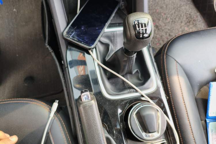 Used GAC Trumpchi GS3 2019 235T Manual Elite Edition Gear Lever