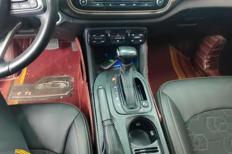 Used GAC Trumpchi GS3 2019 235T Automatic Elite Edition Gear Lever