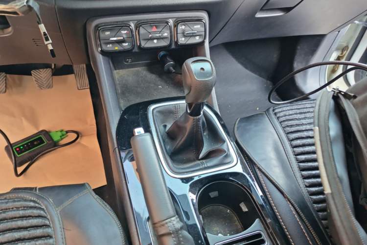 Used GAC Trumpchi GS3 2019 235T Manual Elite Edition Gear Lever