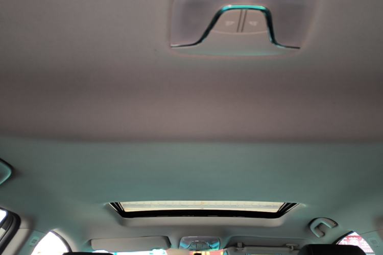 Used GAC Trumpchi GS3 2019 235T Automatic Luxury Edition Headliner