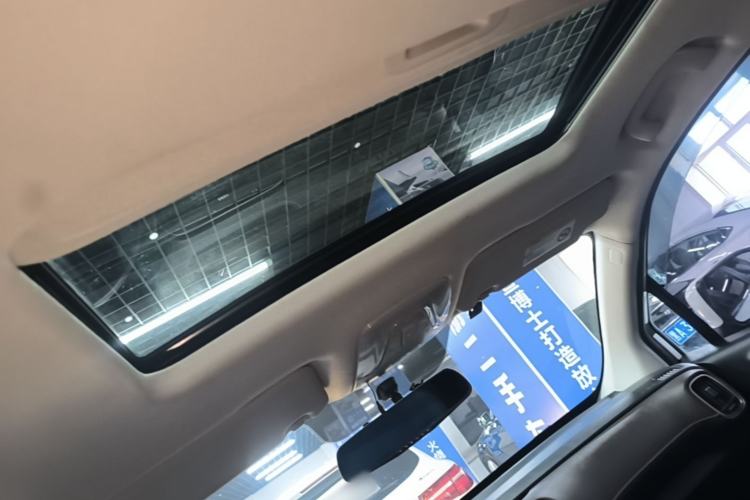 Used GAC Trumpchi GS3 2019 235T Automatic Elite Edition Headliner