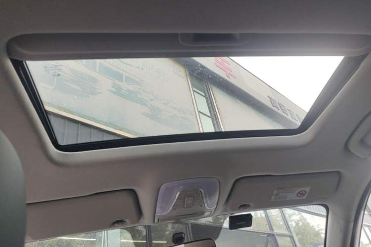 Used GAC Trumpchi GS3 2019 235T Manual Elite Edition Headliner