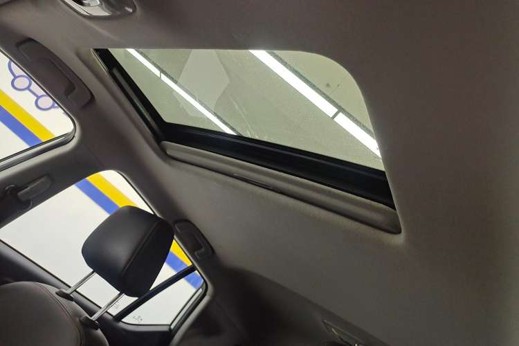 Used GAC Trumpchi GS3 2019 235T Automatic Elite Edition Headliner