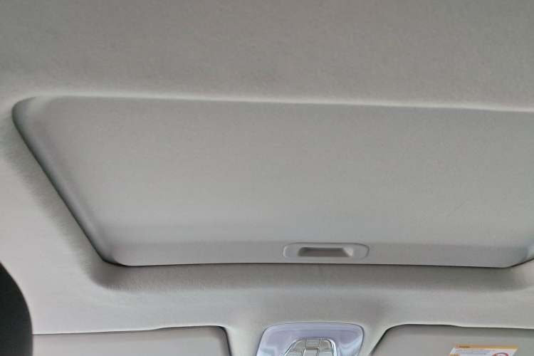 Used GAC Trumpchi GS3 2019 235T Automatic Elite Edition Headliner