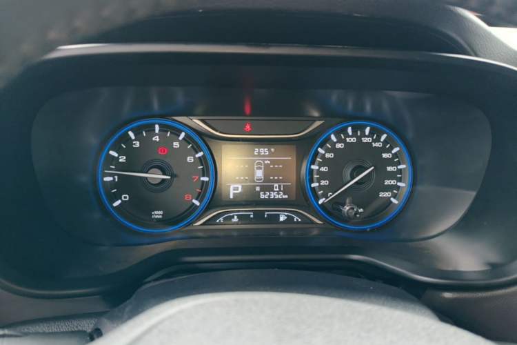 Used GAC Trumpchi GS3 2019 235T Automatic Elite Edition Instrument Cluster