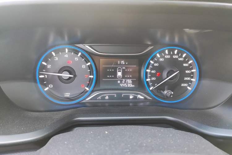 Used GAC Trumpchi GS3 2019 235T Manual Comfort Edition Instrument Cluster