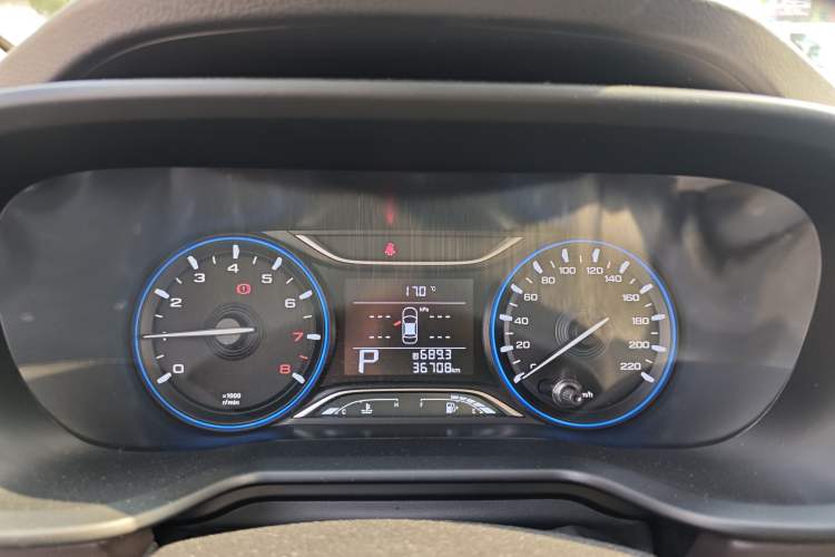 Used GAC Trumpchi GS3 2019 235T Automatic Elite Edition Instrument Cluster
