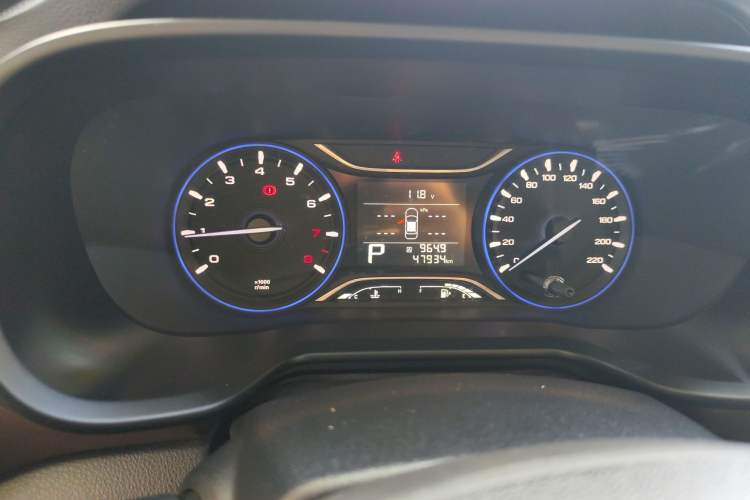 Used GAC Trumpchi GS3 2019 150N Automatic Elite Edition Instrument Cluster