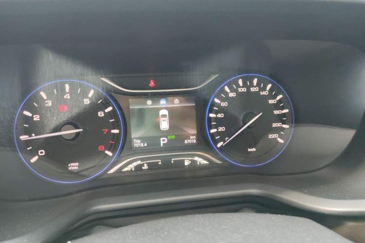 Used GAC Trumpchi GS3 2019 235T Automatic Luxury Edition Instrument Cluster