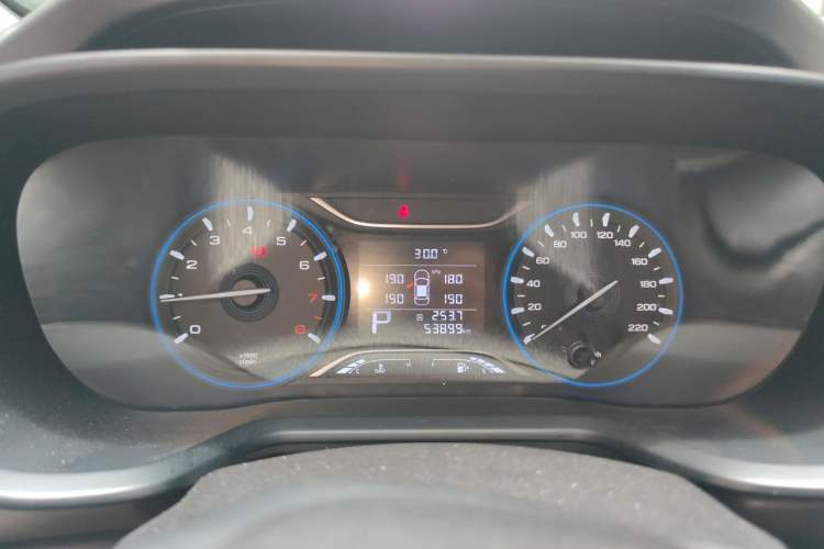 Used GAC Trumpchi GS3 2019 235T Automatic Elite Edition Instrument Cluster