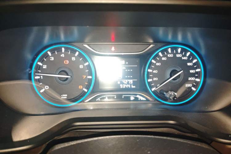 Used GAC Trumpchi GS3 2019 235T Manual Comfort Edition Instrument Cluster