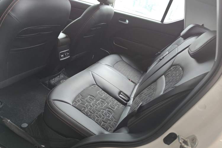 Used GAC Trumpchi GS3 2019 235T Automatic Elite Edition Interior 1