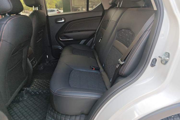 Used GAC Trumpchi GS3 2019 235T Automatic Elite Edition Interior 1