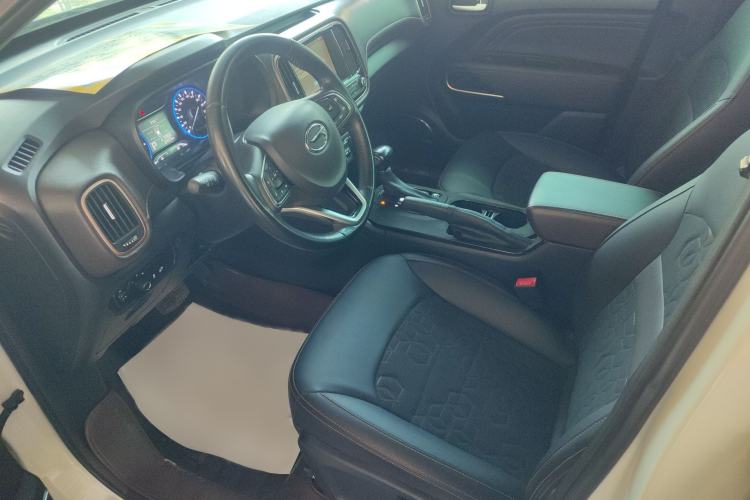 Used GAC Trumpchi GS3 2019 235T Automatic Elite Edition Interior 1
