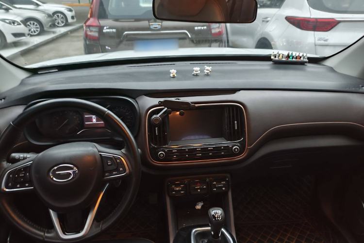 Used GAC Trumpchi GS3 2019 235T Manual Elite Edition Interior 1