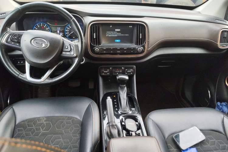 Used GAC Trumpchi GS3 2019 235T Automatic Elite Edition Interior 2