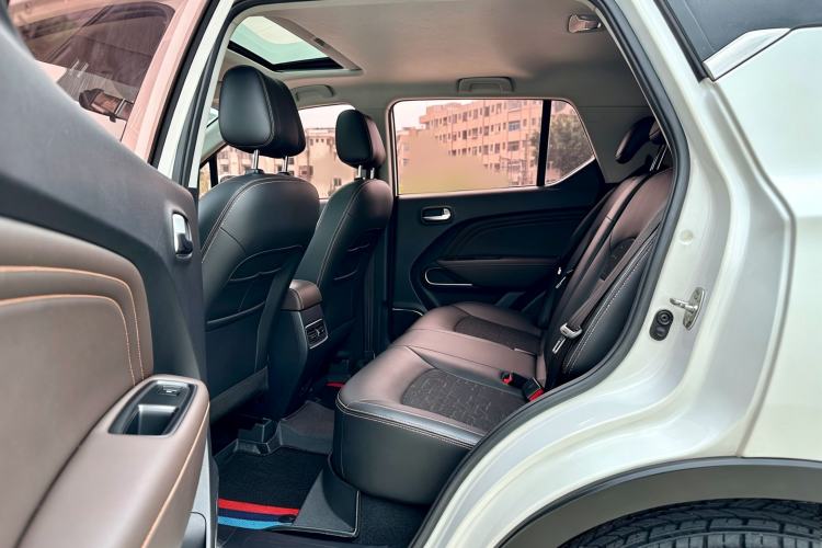 Used GAC Trumpchi GS3 2019 235T Automatic Elite Edition Interior 2