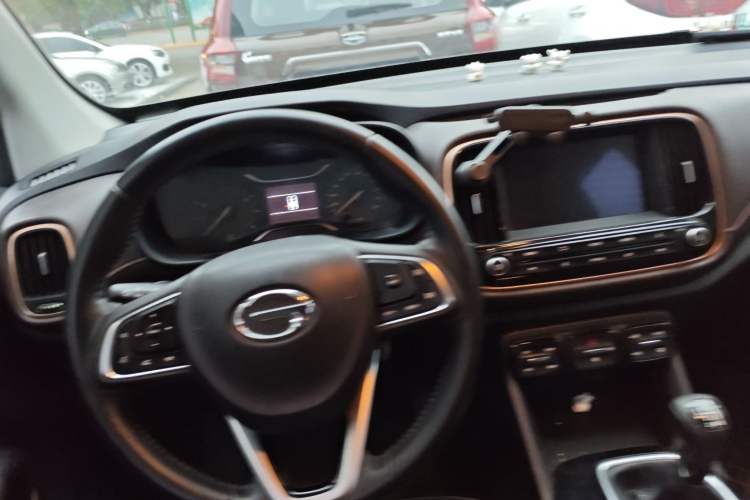 Used GAC Trumpchi GS3 2019 235T Manual Elite Edition Interior 2