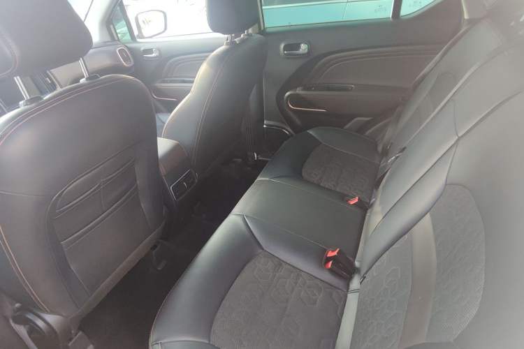 Used GAC Trumpchi GS3 2019 235T Automatic Elite Edition Interior 5