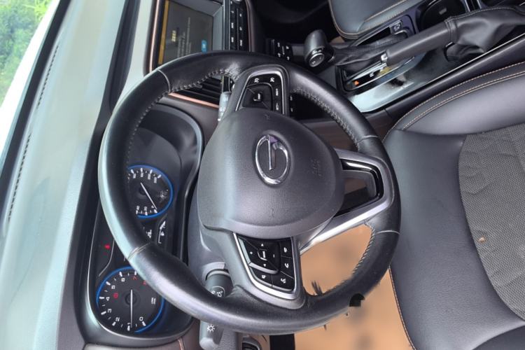Used GAC Trumpchi GS3 2019 235T Automatic Elite Edition Interior 6