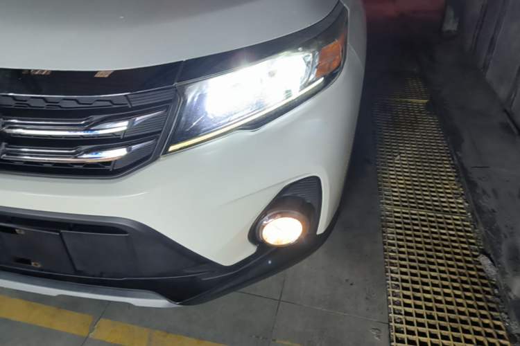 Used GAC Trumpchi GS3 2019 235T Automatic Elite Edition Left Front Headlight