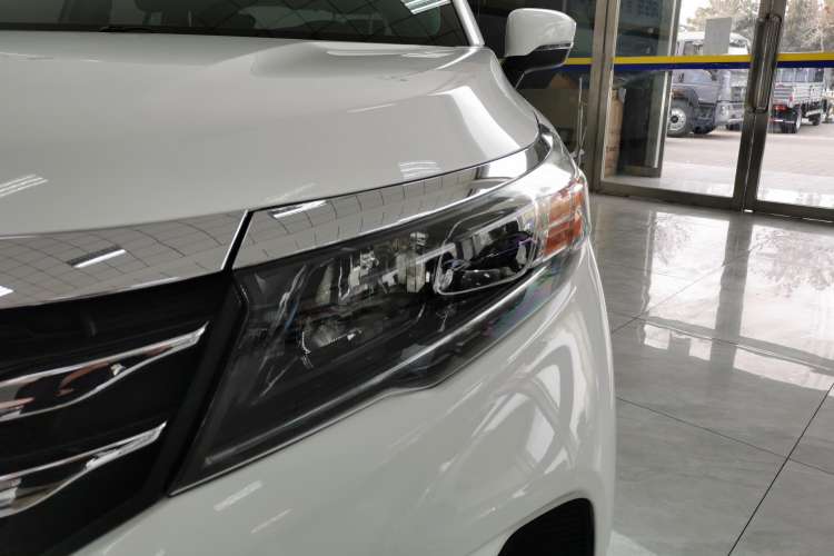 Used GAC Trumpchi GS3 2019 235T Automatic Elite Edition Left Front Headlight