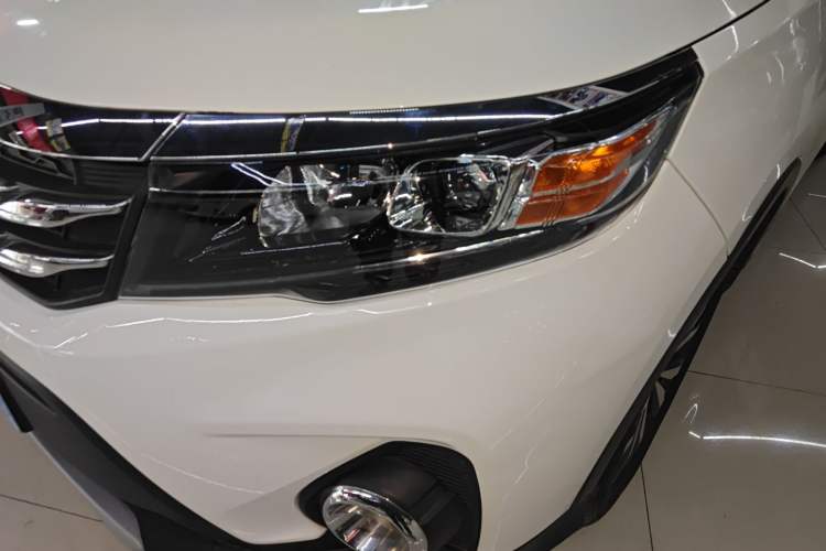 Used GAC Trumpchi GS3 2019 235T Automatic Elite Edition Left Front Headlight