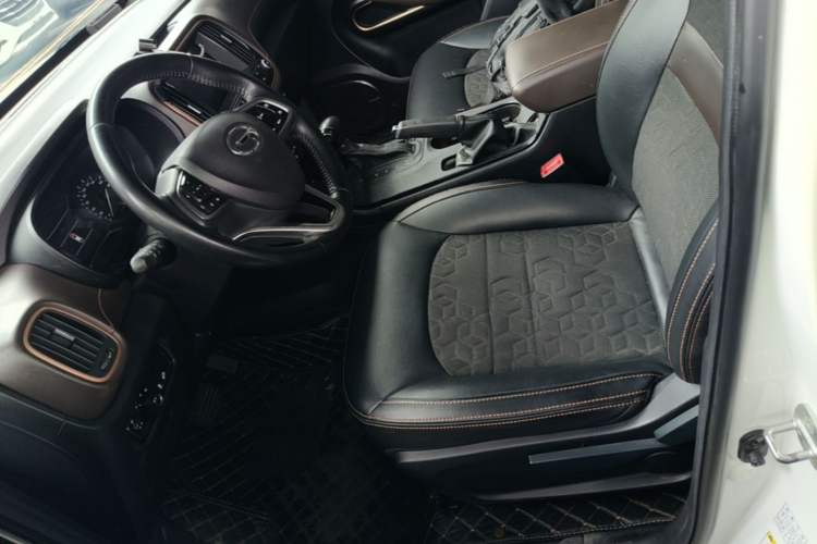 Used GAC Trumpchi GS3 2019 235T Automatic Elite Edition Left Front Seat
