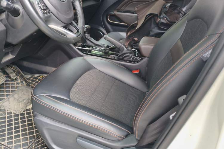 Used GAC Trumpchi GS3 2019 235T Automatic Elite Edition Left Front Seat
