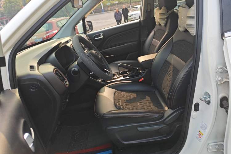Used GAC Trumpchi GS3 2019 235T Automatic Elite Edition Left Front Seat