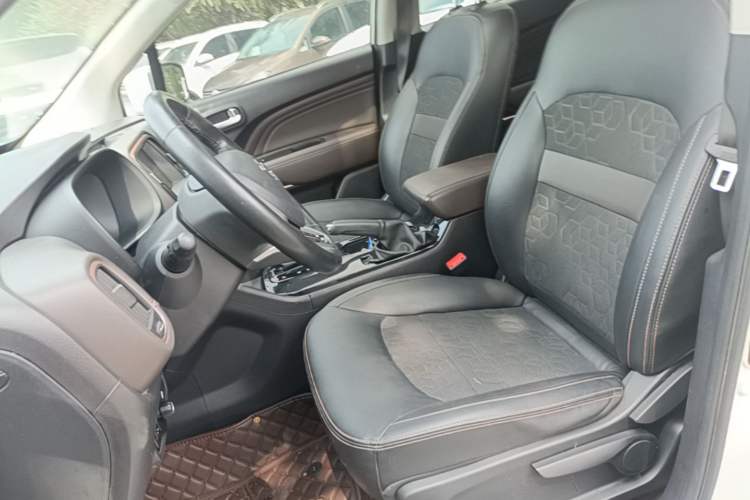 Used GAC Trumpchi GS3 2019 235T Automatic Elite Edition Left Front Seat